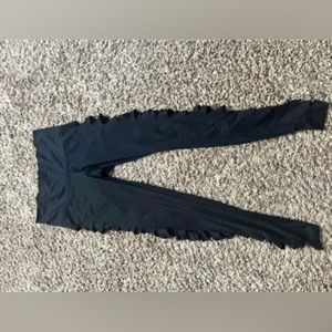 Teeki Cut Out Leggings